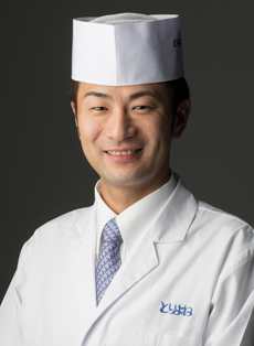 Yoshinori Tanaka(Kyoto Cuisine Toriyone)